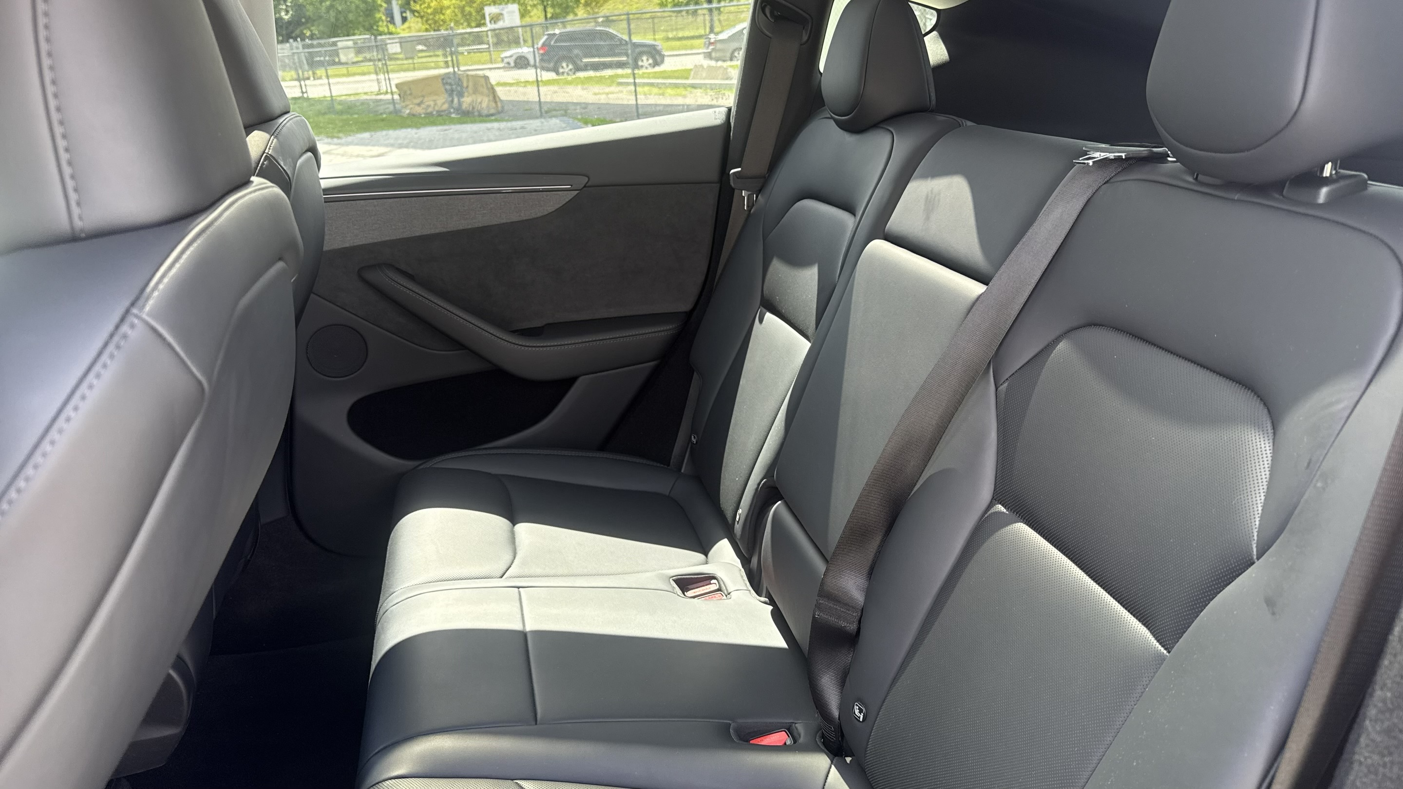 Tesla Model Y Premium photo 6