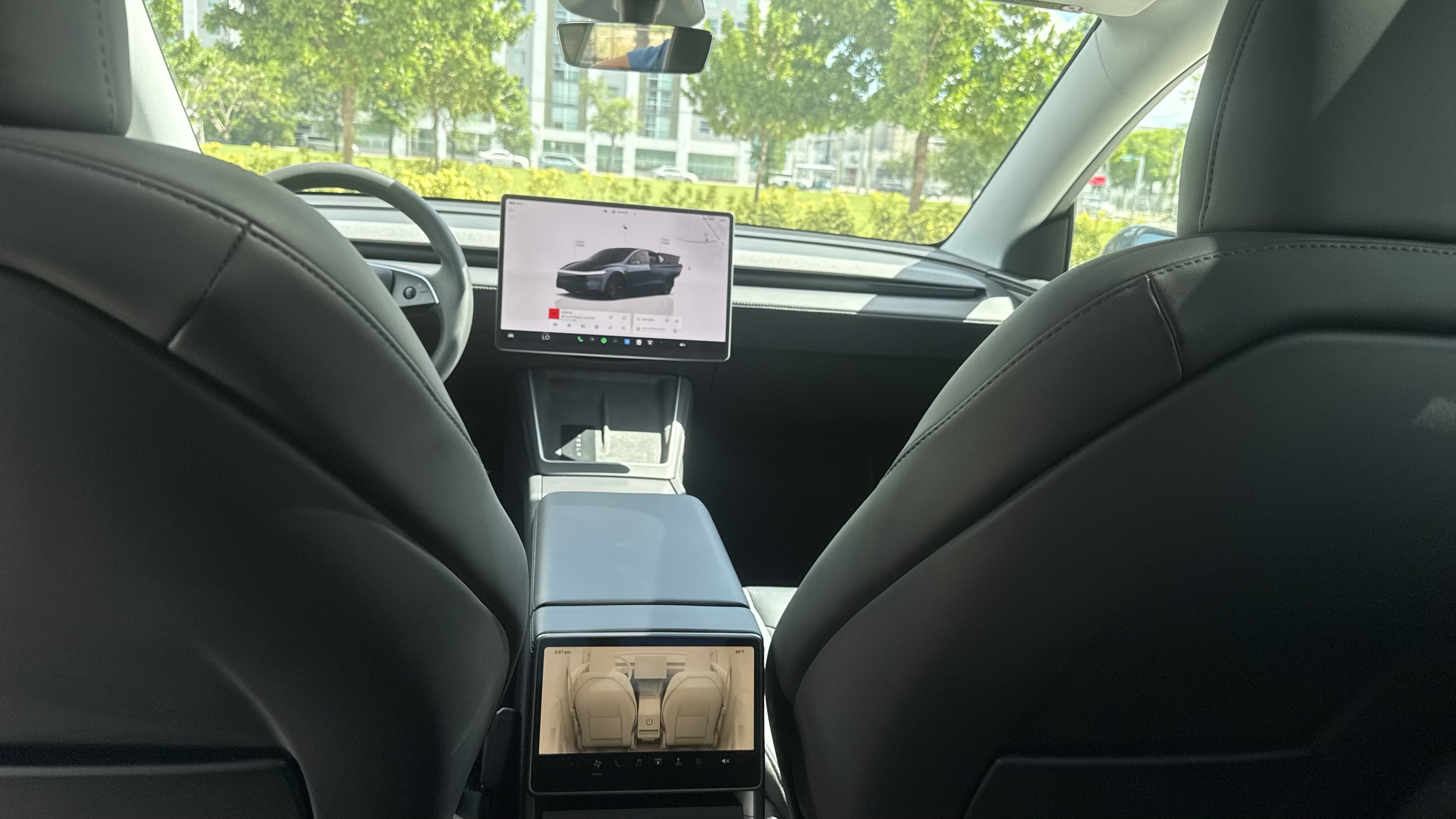 Tesla Model Y Premium photo 8